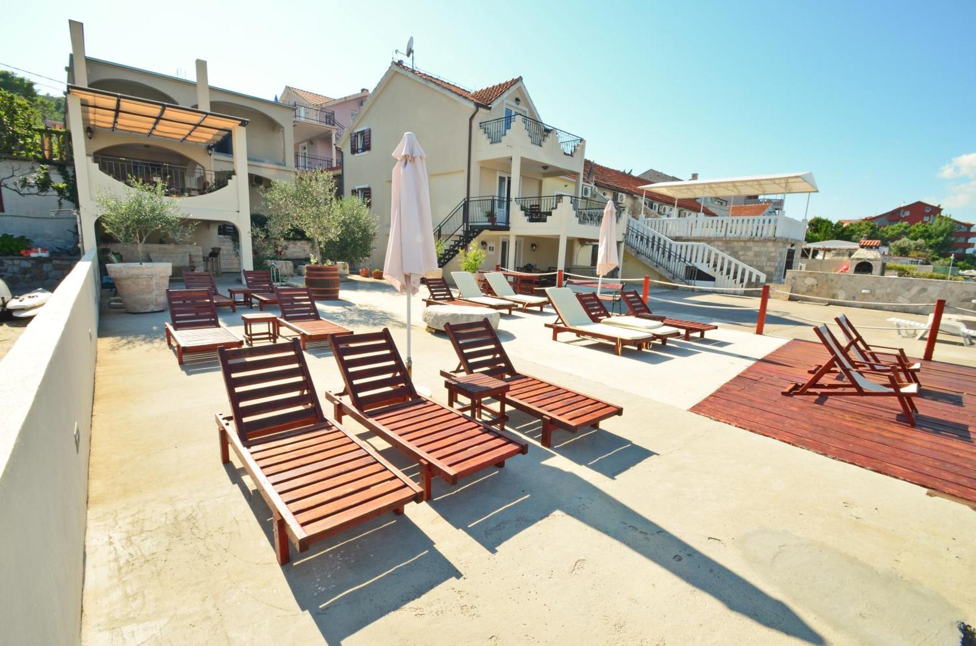 Dubravcevic Residence Tivat Exteriör bild