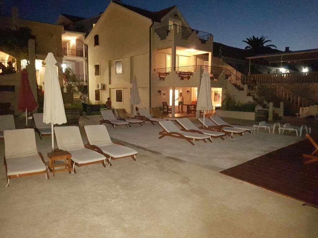 Dubravcevic Residence Tivat Exteriör bild